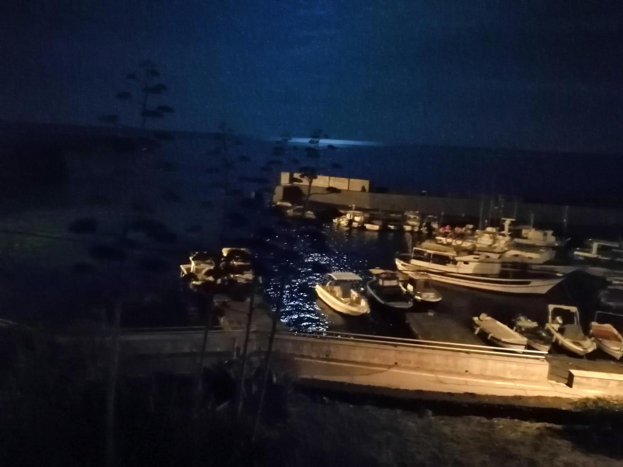 Acirealevacanze - Romantica Camera Sul Mare Eksteriør billede
